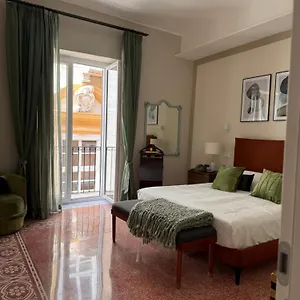 https://luxury-cathedral-apartments.sicilyhotelsitaly.net